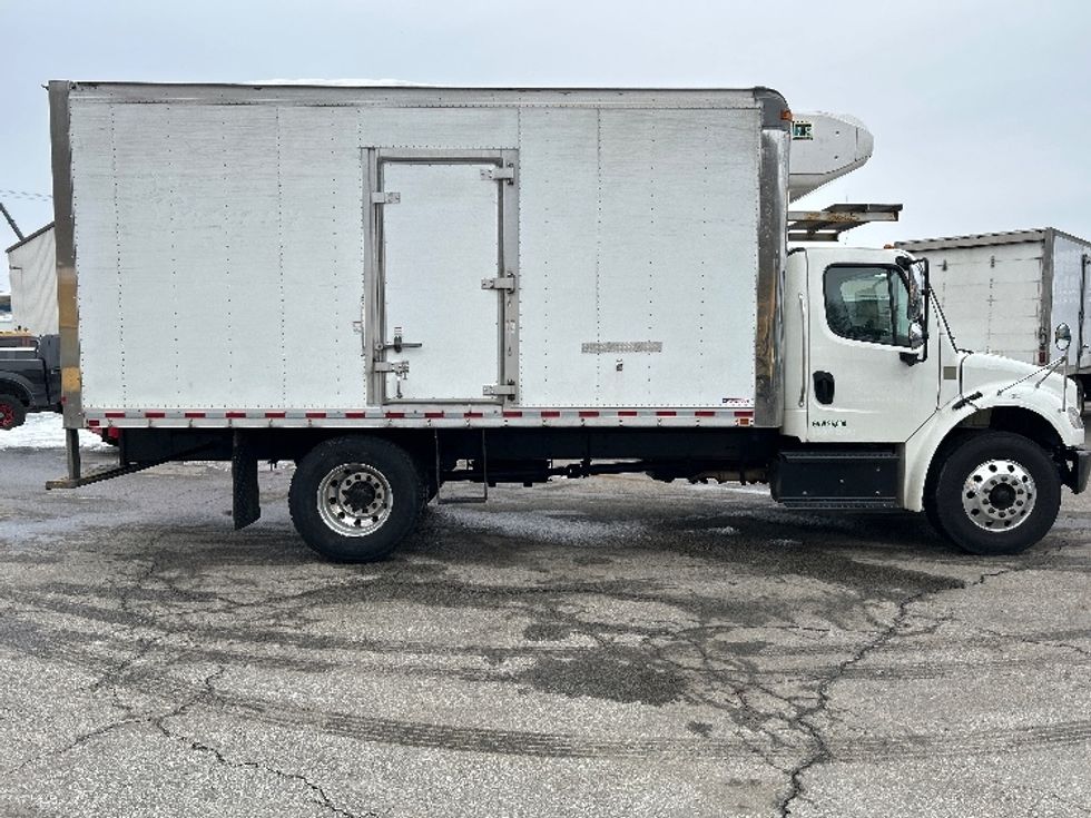 Refrigerated Truck-Light and Medium Duty Trucks-Freightliner-2018-M2-New Bedford-MA-229,074\n\t\tmiles-$ 35,500 - Image 15