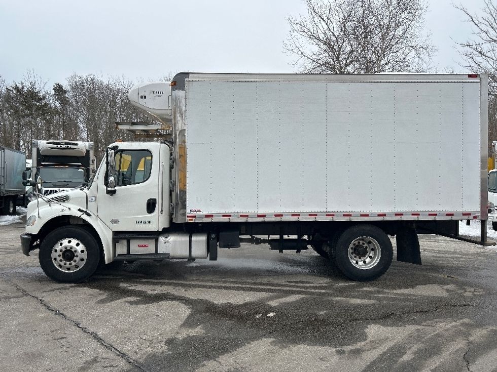 Refrigerated Truck-Light and Medium Duty Trucks-Freightliner-2018-M2-New Bedford-MA-229,074\n\t\tmiles-$ 35,500 - Image 4