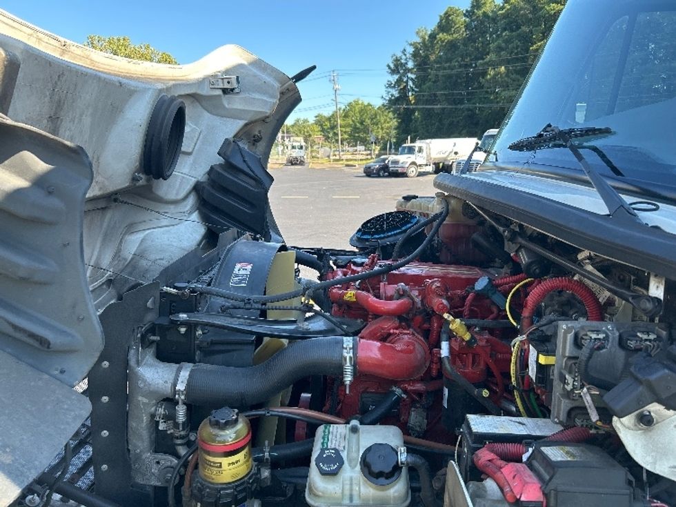 Refrigerated Truck-Light and Medium Duty Trucks-Freightliner-2018-M2-Norcross-GA-262,449\n\t\tmiles-$ 43,500 - Image 24