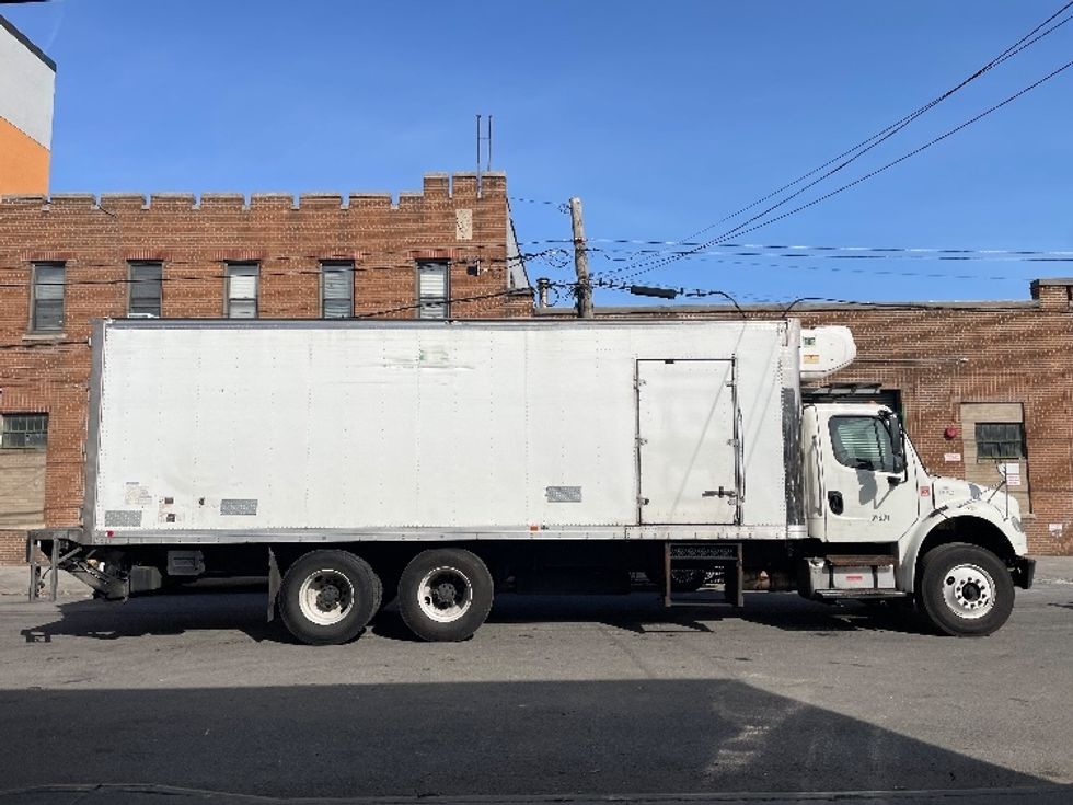 Refrigerated Truck-Light and Medium Duty Trucks-Freightliner-2018-M2-North Bergen-NJ-122,840\n\t\tmiles-$ 71,500 - Image 15