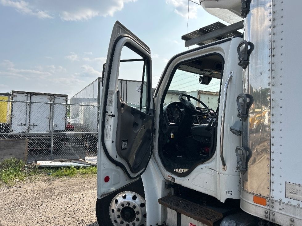 Refrigerated Truck-Light and Medium Duty Trucks-Freightliner-2018-M2-North Bergen-NJ-159,522\n\t\tmiles-$ 48,250 - Image 16