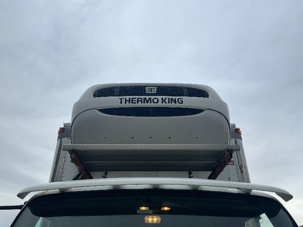 Refrigerated Truck-Light and Medium Duty Trucks-Freightliner-2018-M2-Ottawa-ON-346,802\n\t\tkm-$ 51,750 - Image 26