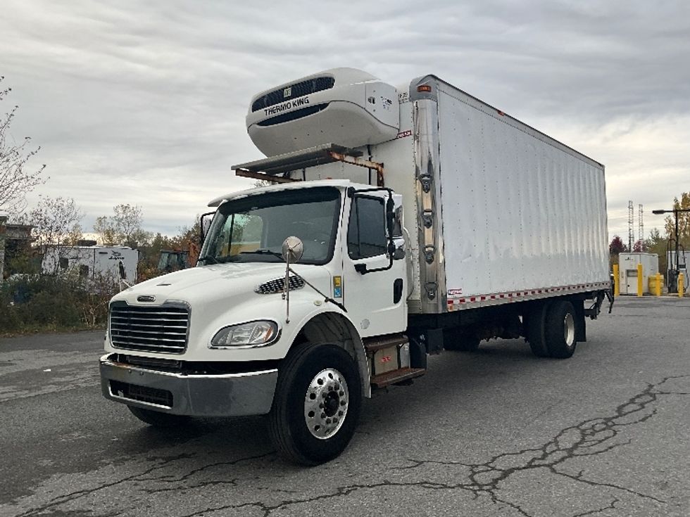 Refrigerated Truck-Light and Medium Duty Trucks-Freightliner-2018-M2-Ottawa-ON-346,802\n\t\tkm-$ 51,750 - Image 3
