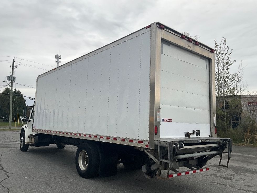 Refrigerated Truck-Light and Medium Duty Trucks-Freightliner-2018-M2-Ottawa-ON-346,802\n\t\tkm-$ 51,750 - Image 6