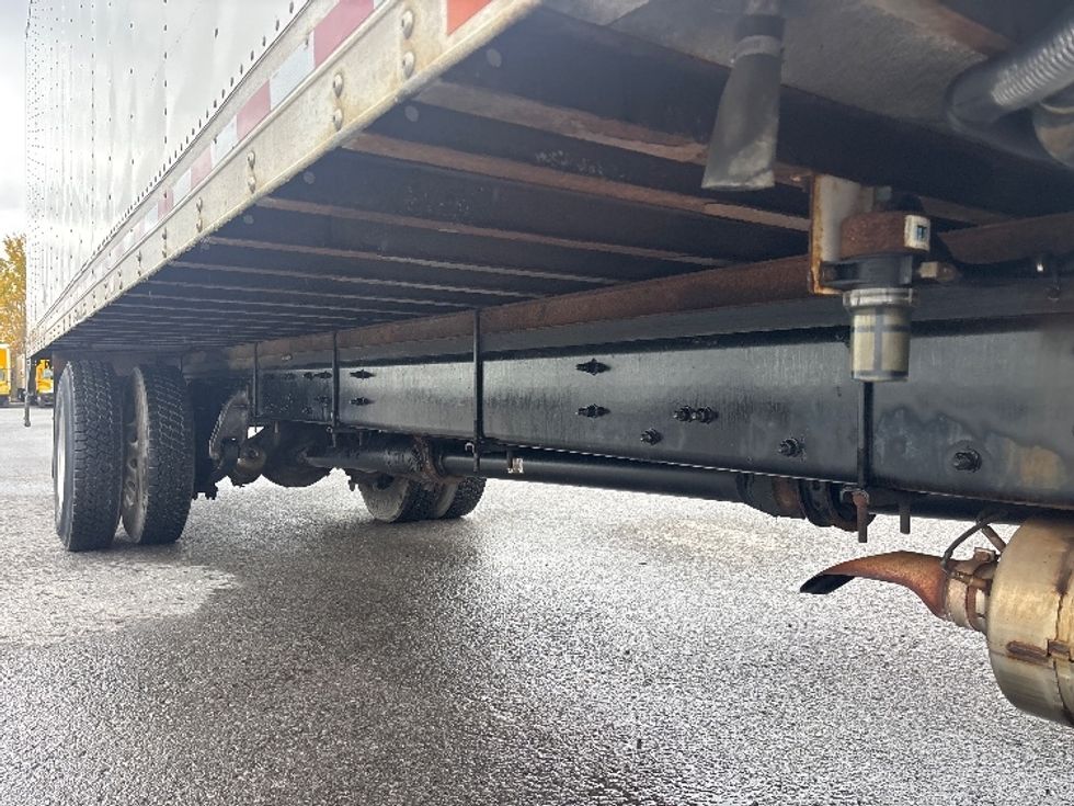 Refrigerated Truck-Light and Medium Duty Trucks-Freightliner-2018-M2-Ottawa-ON-352,655\n\t\tkm-$ 52,000 - Image 14