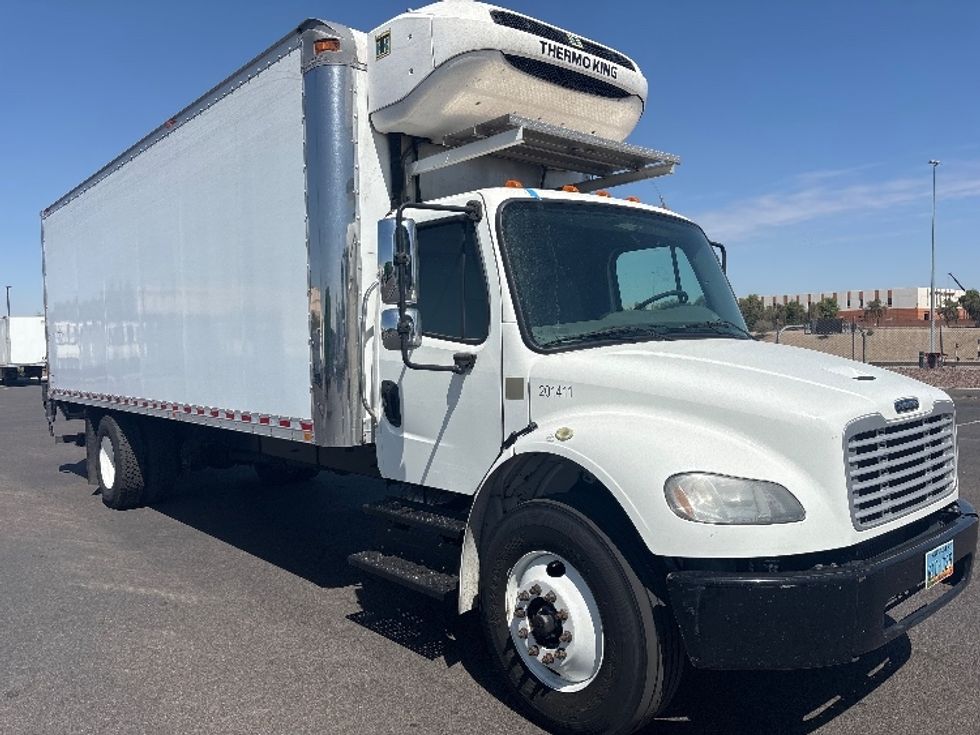 Refrigerated Truck-Light and Medium Duty Trucks-Freightliner-2018-M2-Phoenix-AZ-103,580\n\t\tmiles-$ 62,000 - Image 1