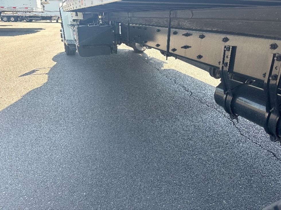 Refrigerated Truck-Light and Medium Duty Trucks-Freightliner-2018-M2-Phoenix-AZ-103,580\n\t\tmiles-$ 62,000 - Image 5