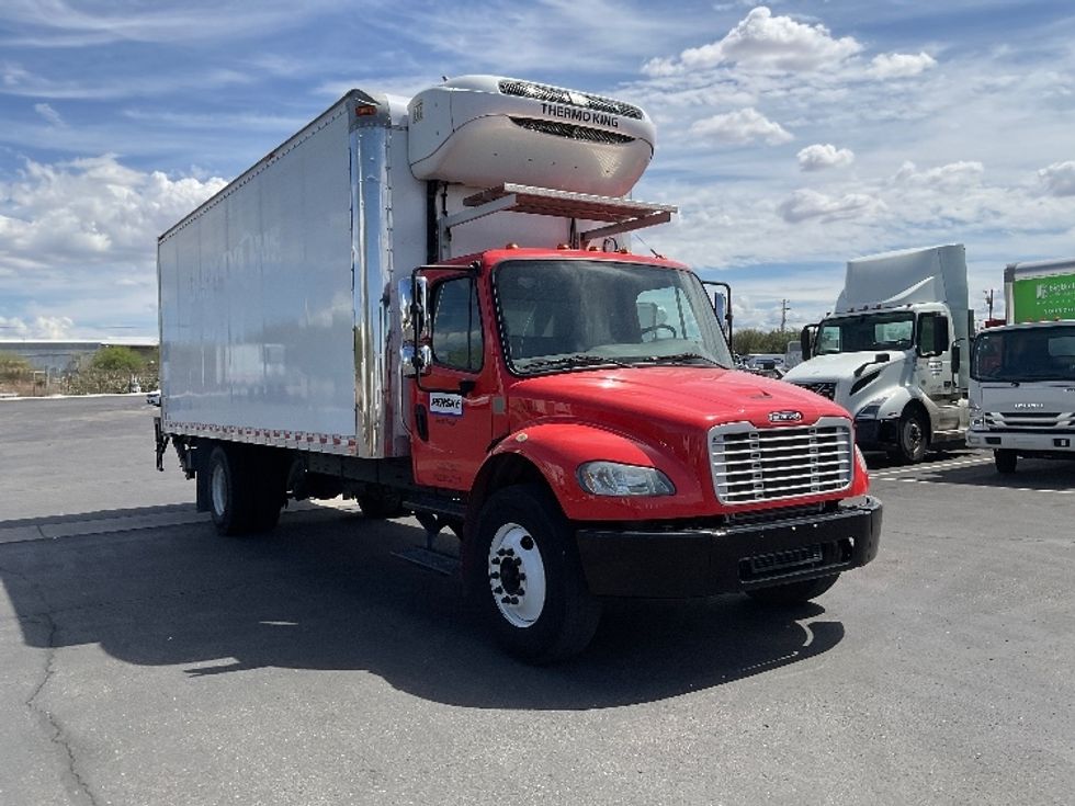 Refrigerated Truck-Light and Medium Duty Trucks-Freightliner-2018-M2-Phoenix-AZ-93,022\n\t\tmiles-$ 55,000 - Image 1