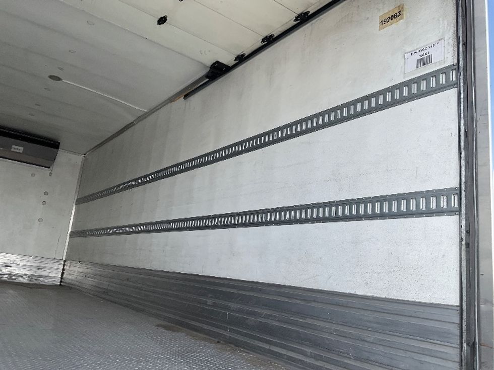 Refrigerated Truck-Light and Medium Duty Trucks-Freightliner-2018-M2-Phoenix-AZ-93,022\n\t\tmiles-$ 55,000 - Image 12