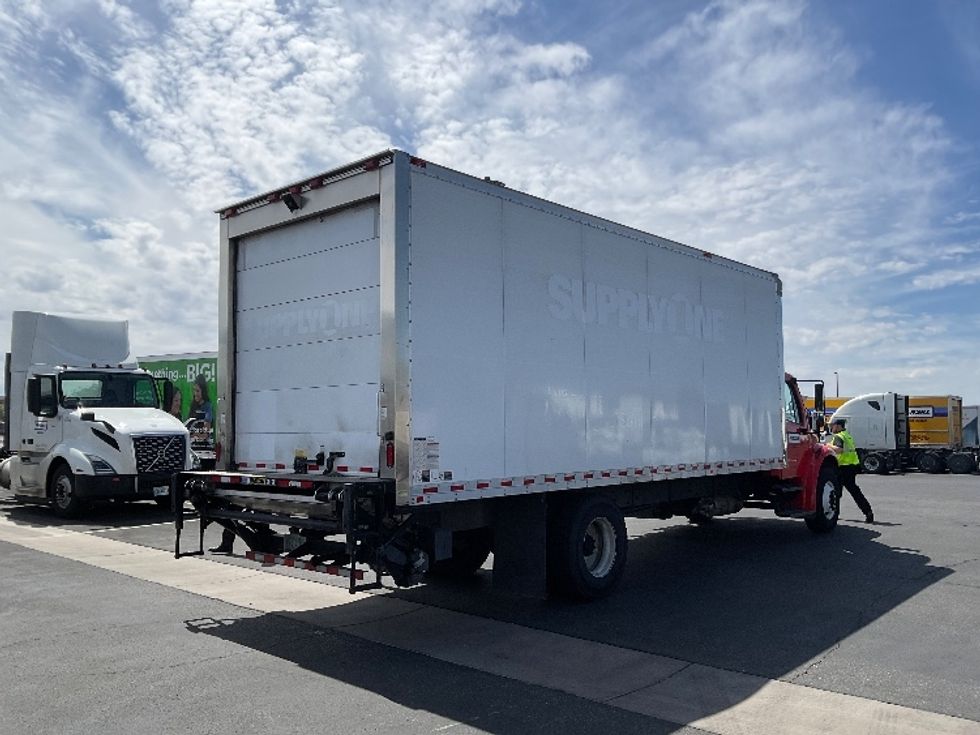 Refrigerated Truck-Light and Medium Duty Trucks-Freightliner-2018-M2-Phoenix-AZ-93,022\n\t\tmiles-$ 55,000 - Image 13