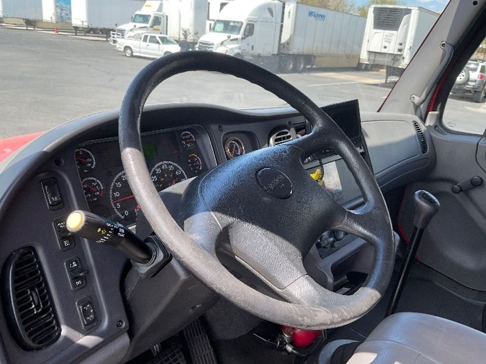 Refrigerated Truck-Light and Medium Duty Trucks-Freightliner-2018-M2-Phoenix-AZ-93,022\n\t\tmiles-$ 55,000 - Image 17