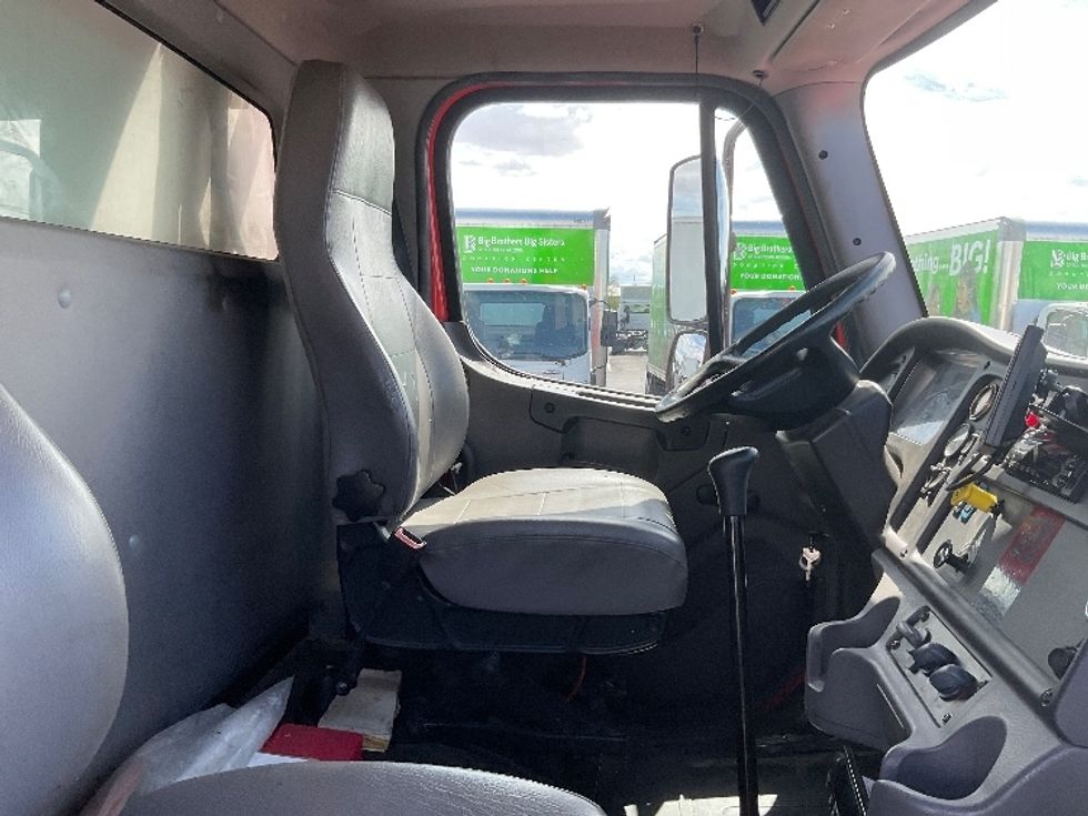Refrigerated Truck-Light and Medium Duty Trucks-Freightliner-2018-M2-Phoenix-AZ-93,022\n\t\tmiles-$ 55,000 - Image 22