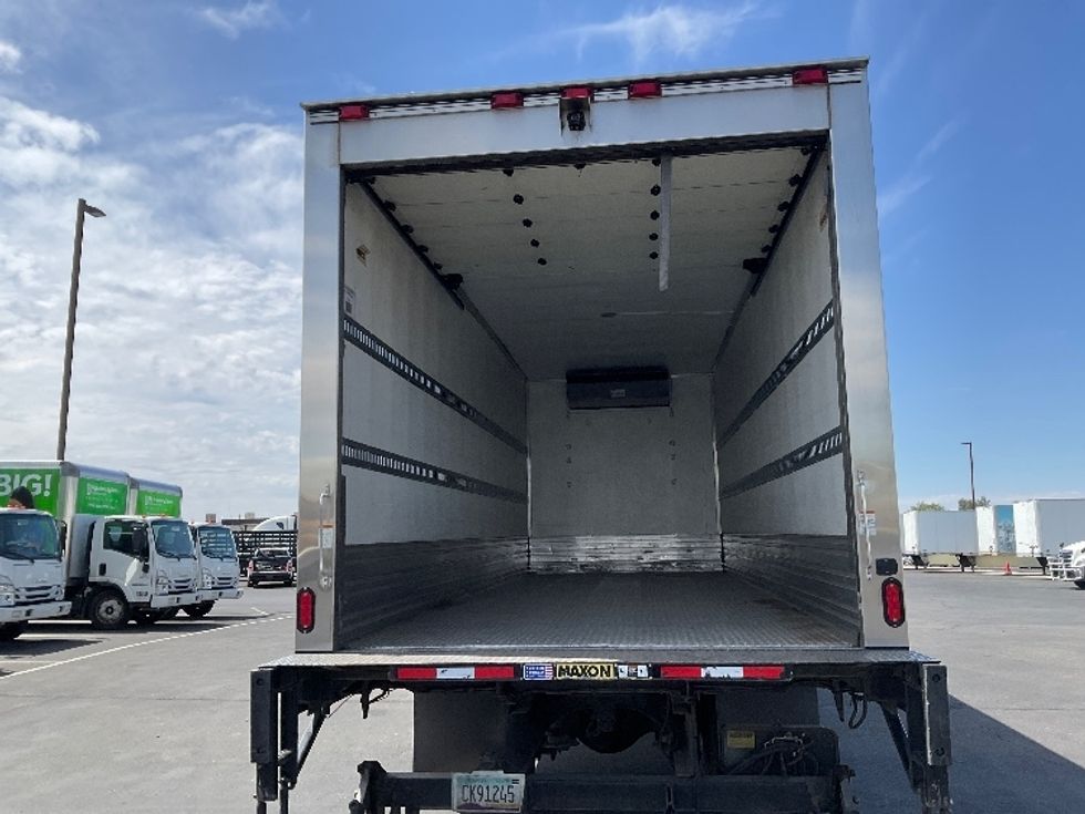 Refrigerated Truck-Light and Medium Duty Trucks-Freightliner-2018-M2-Phoenix-AZ-93,022\n\t\tmiles-$ 55,000 - Image 8