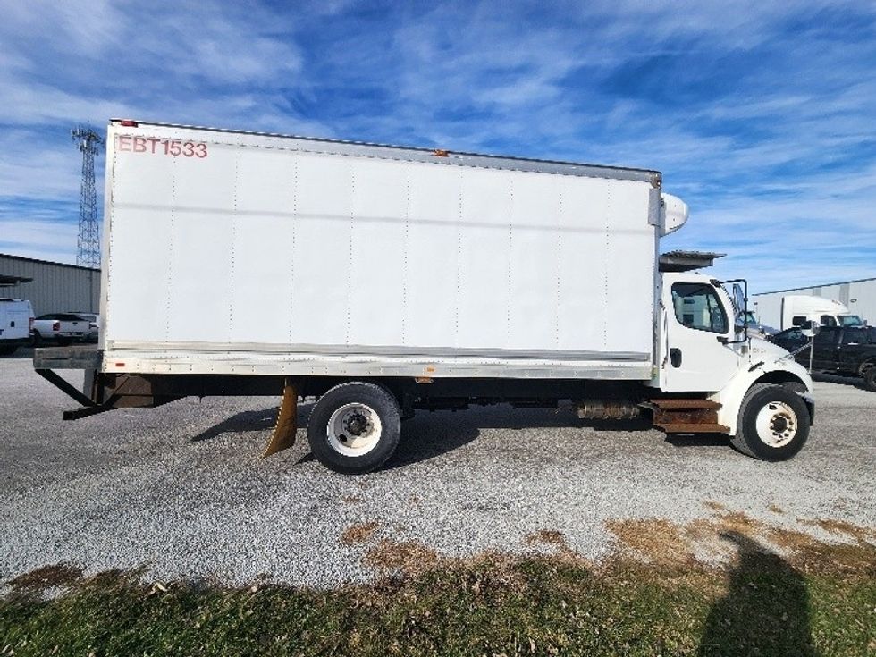 Refrigerated Truck-Light and Medium Duty Trucks-Freightliner-2018-M2-Piqua-OH-247,842\n\t\tmiles-$ 31,250 - Image 15