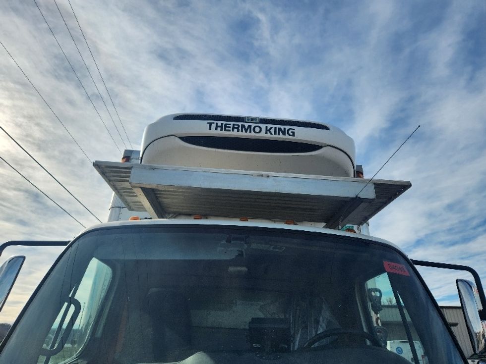 Refrigerated Truck-Light and Medium Duty Trucks-Freightliner-2018-M2-Piqua-OH-247,842\n\t\tmiles-$ 31,250 - Image 23