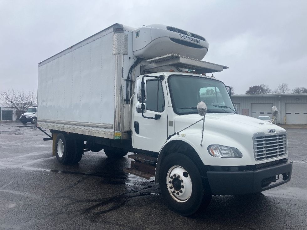 Refrigerated Truck-Light and Medium Duty Trucks-Freightliner-2018-M2-Piqua-OH-271,591\n\t\tmiles-$ 27,750 - Image 1