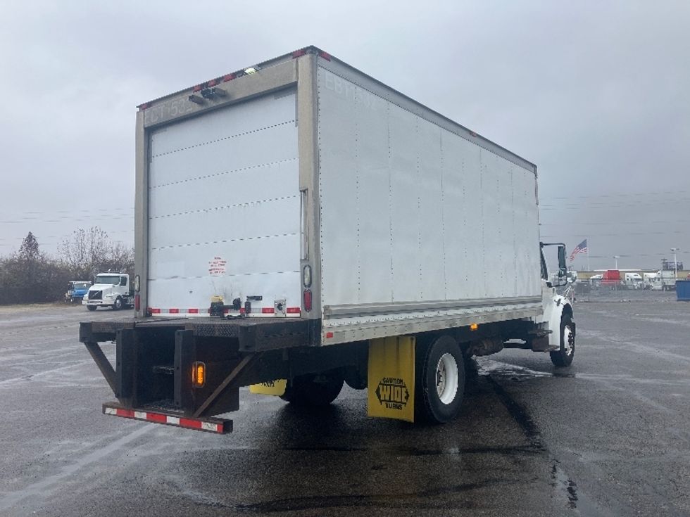 Refrigerated Truck-Light and Medium Duty Trucks-Freightliner-2018-M2-Piqua-OH-271,591\n\t\tmiles-$ 27,750 - Image 13