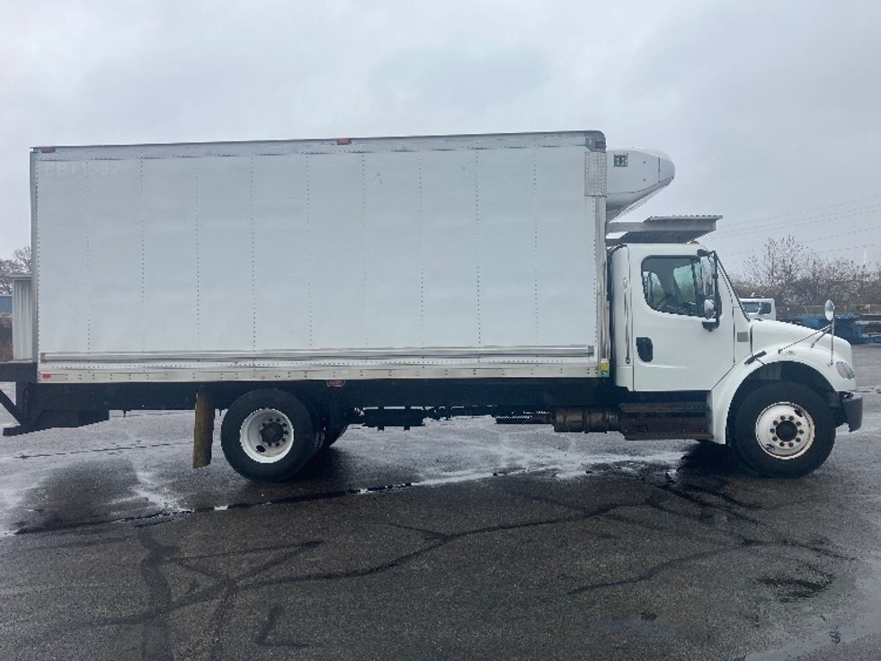 Refrigerated Truck-Light and Medium Duty Trucks-Freightliner-2018-M2-Piqua-OH-271,591\n\t\tmiles-$ 27,750 - Image 15