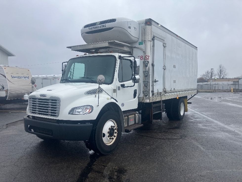 Refrigerated Truck-Light and Medium Duty Trucks-Freightliner-2018-M2-Piqua-OH-271,591\n\t\tmiles-$ 27,750 - Image 3