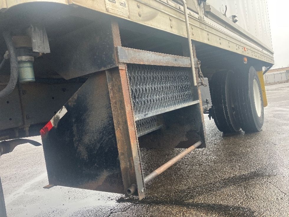 Refrigerated Truck-Light and Medium Duty Trucks-Freightliner-2018-M2-Piqua-OH-271,591\n\t\tmiles-$ 27,750 - Image 5