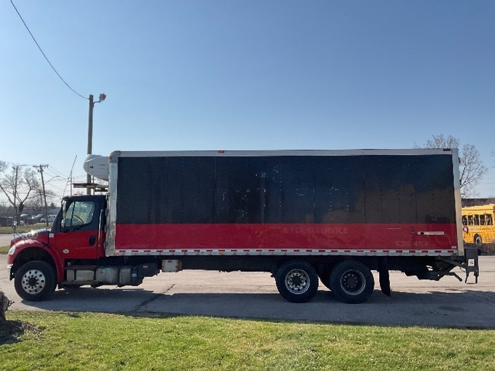 Refrigerated Truck-Light and Medium Duty Trucks-Freightliner-2018-M2-Plymouth-MI-241,061\n\t\tmiles-$ 44,750 - Image 4
