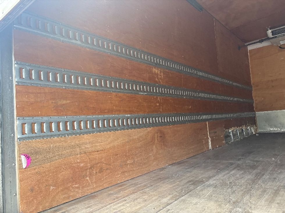 Refrigerated Truck-Light and Medium Duty Trucks-Freightliner-2018-M2-Prince George-VA-58,424\n\t\tmiles-$ 45,000 - Image 10