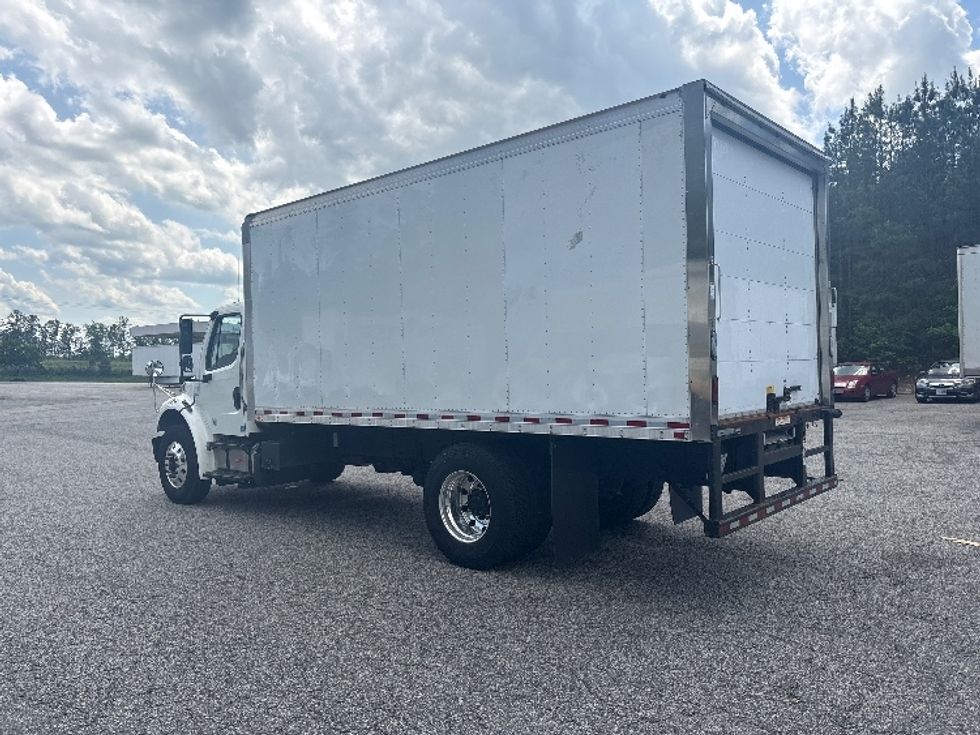 Refrigerated Truck-Light and Medium Duty Trucks-Freightliner-2018-M2-Prince George-VA-58,424\n\t\tmiles-$ 45,000 - Image 6