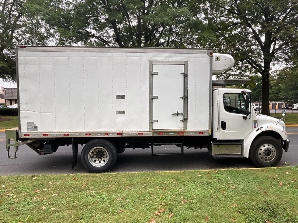 Refrigerated Truck-Light and Medium Duty Trucks-Freightliner-2018-M2-Reading-PA-93,110\n\t\tmiles-$ 49,000 - Image 15