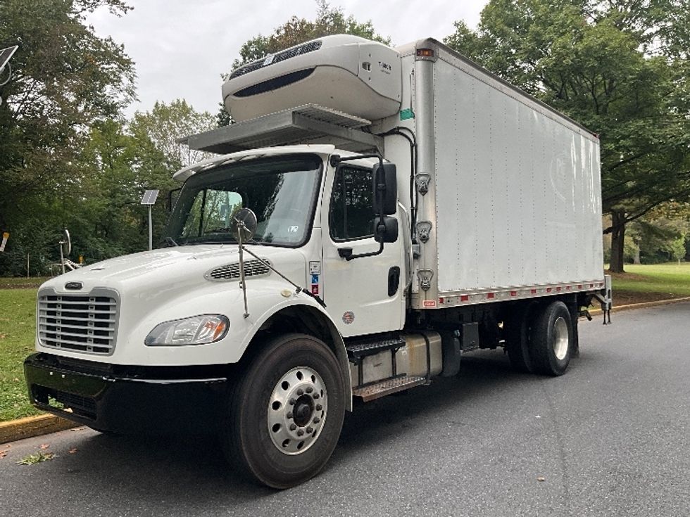 Refrigerated Truck-Light and Medium Duty Trucks-Freightliner-2018-M2-Reading-PA-93,110\n\t\tmiles-$ 49,000 - Image 3