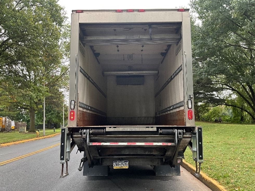 Refrigerated Truck-Light and Medium Duty Trucks-Freightliner-2018-M2-Reading-PA-93,110\n\t\tmiles-$ 49,000 - Image 8