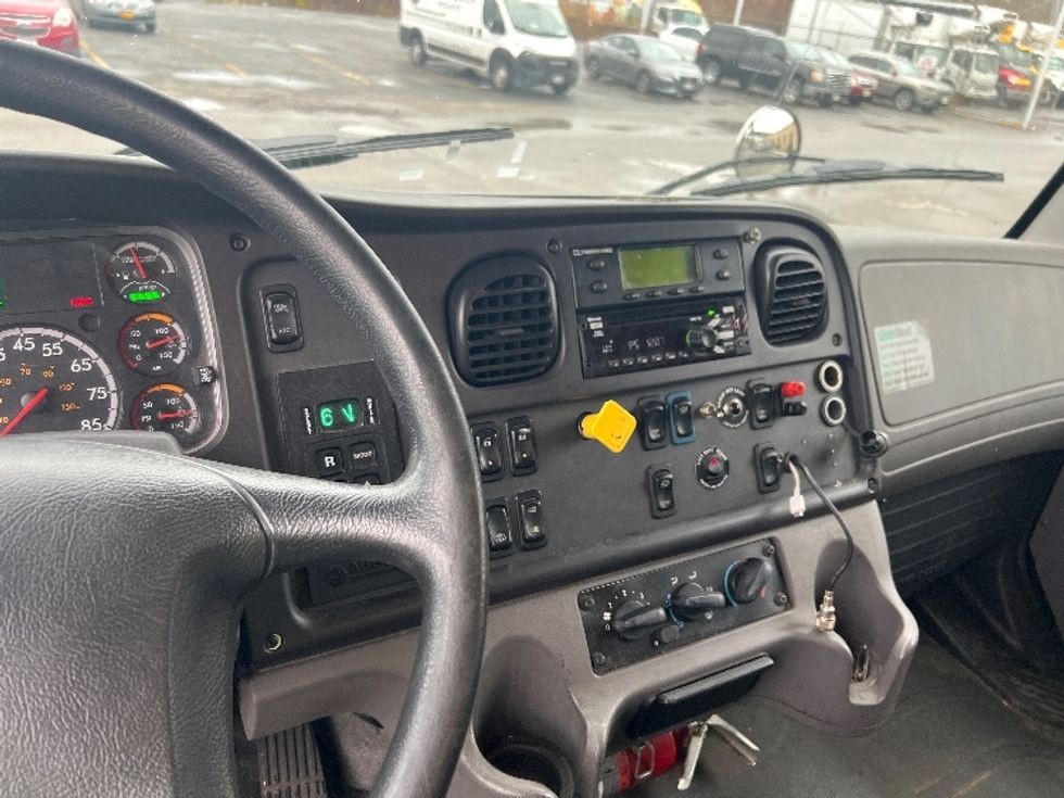 Refrigerated Truck-Light and Medium Duty Trucks-Freightliner-2018-M2-Rochester-NY-186,334\n\t\tmiles-$ 56,250 - Image 17