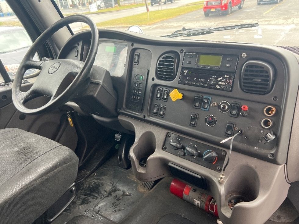 Refrigerated Truck-Light and Medium Duty Trucks-Freightliner-2018-M2-Rochester-NY-186,334\n\t\tmiles-$ 56,250 - Image 22
