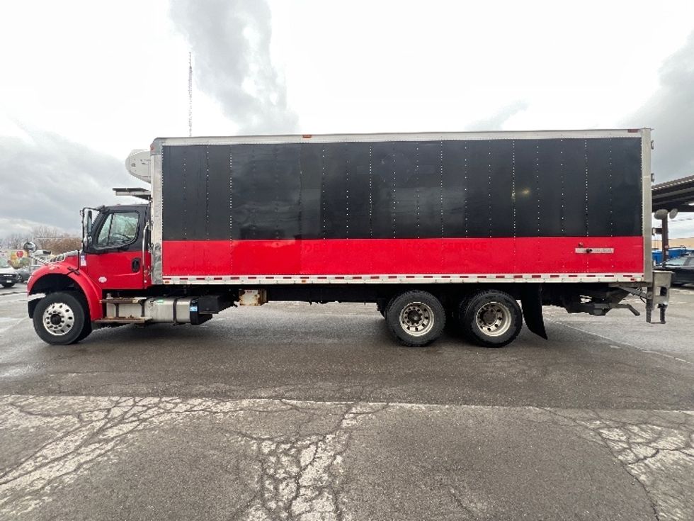 Refrigerated Truck-Light and Medium Duty Trucks-Freightliner-2018-M2-Rochester-NY-186,334\n\t\tmiles-$ 56,250 - Image 4