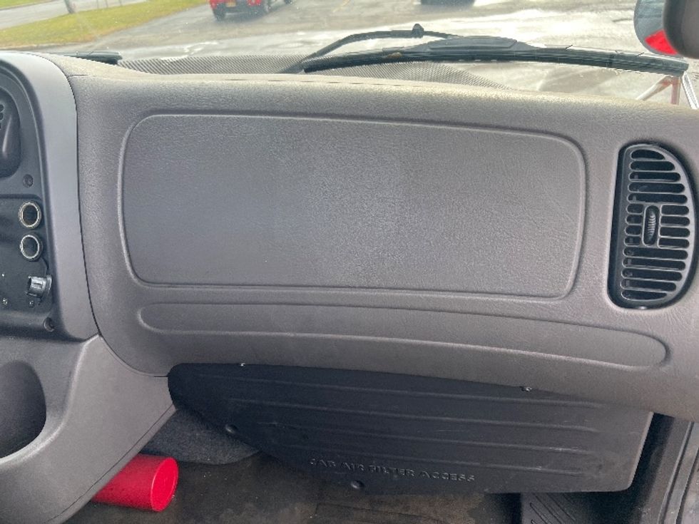 Refrigerated Truck-Light and Medium Duty Trucks-Freightliner-2018-M2-Rochester-NY-225,477\n\t\tmiles-$ 50,750 - Image 21