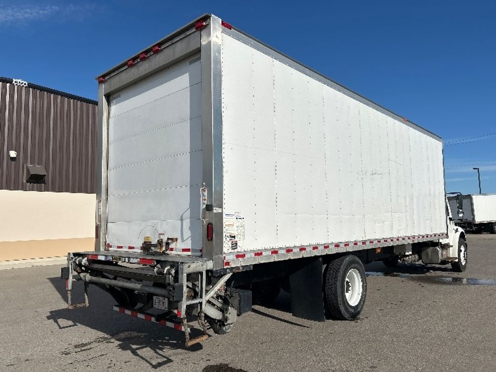 Refrigerated Truck-Light and Medium Duty Trucks-Freightliner-2018-M2-Rocky View County-AB-255,581\n\t\tkm-$ 80,500 - Image 13