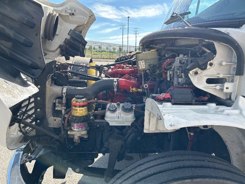 Refrigerated Truck-Light and Medium Duty Trucks-Freightliner-2018-M2-Rocky View County-AB-255,581\n\t\tkm-$ 80,500 - Image 23