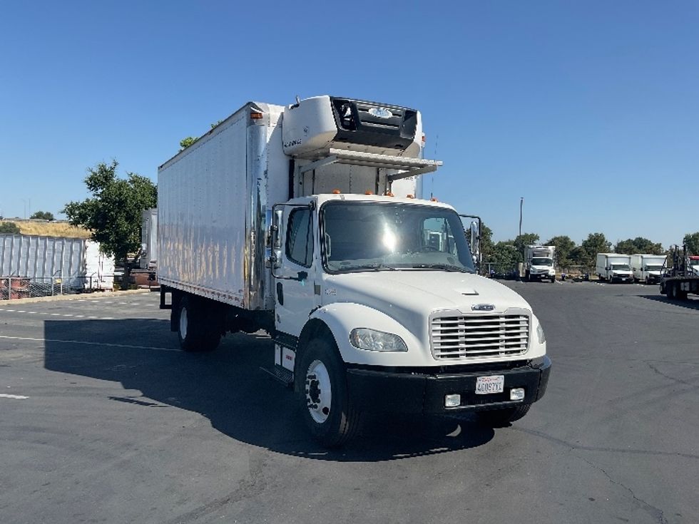 Refrigerated Truck-Light and Medium Duty Trucks-Freightliner-2018-M2-Sacramento-CA-261,267\n\t\tmiles-$ 37,500 - Image 1