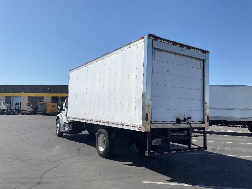 Refrigerated Truck-Light and Medium Duty Trucks-Freightliner-2018-M2-Sacramento-CA-261,267\n\t\tmiles-$ 37,500 - Image 6