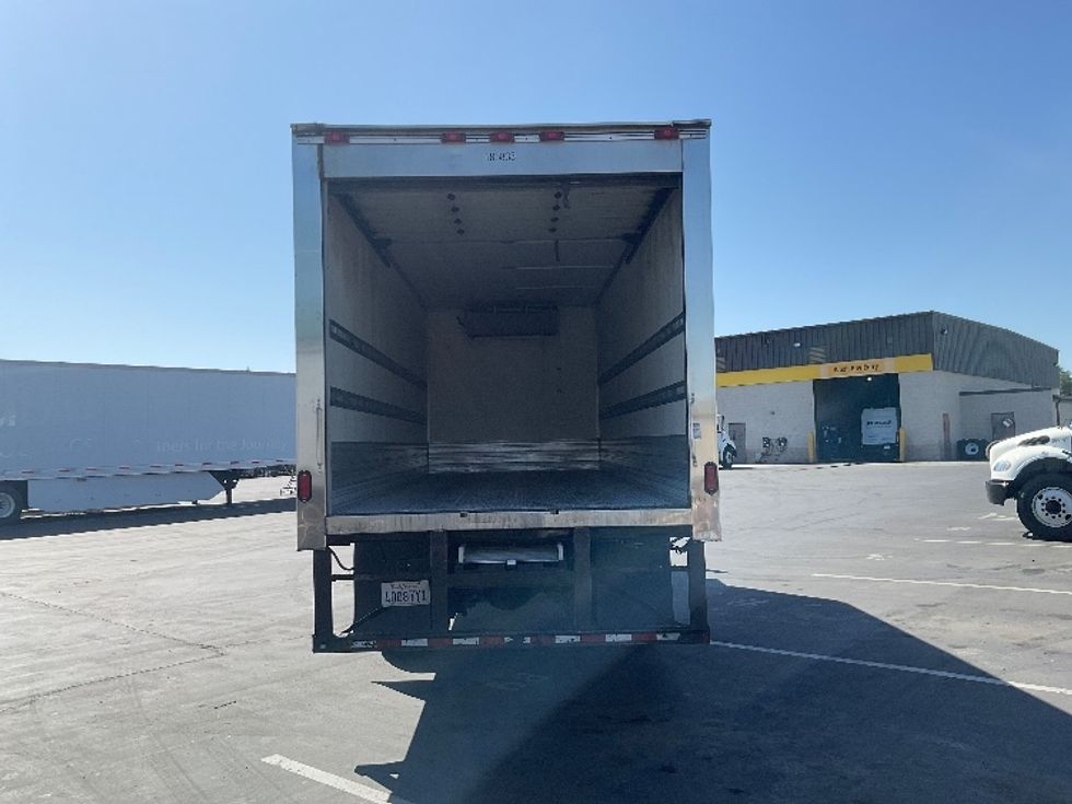 Refrigerated Truck-Light and Medium Duty Trucks-Freightliner-2018-M2-Sacramento-CA-261,267\n\t\tmiles-$ 37,500 - Image 8