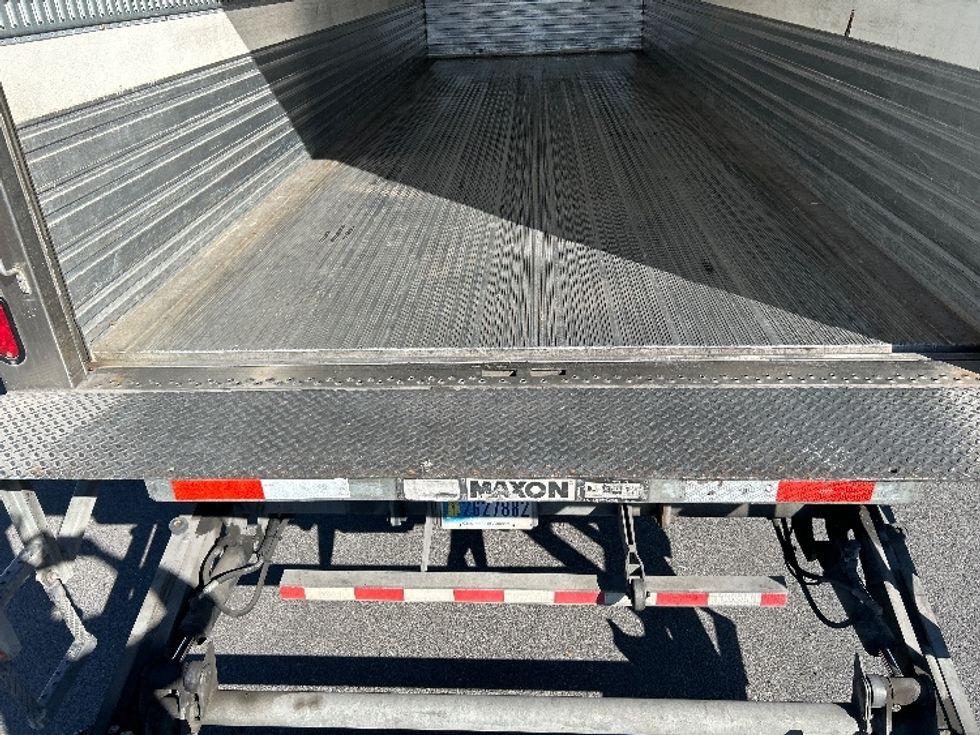 Refrigerated Truck-Light and Medium Duty Trucks-Freightliner-2018-M2-San Antonio-TX-179,781\n\t\tmiles-$ 41,500 - Image 10