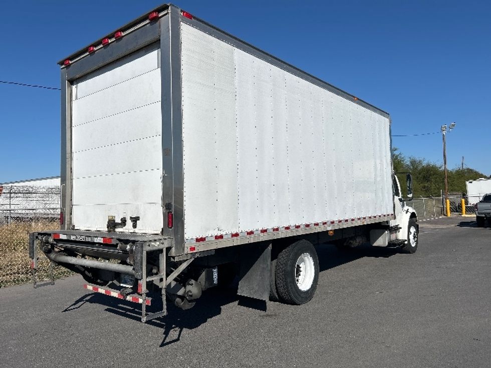 Refrigerated Truck-Light and Medium Duty Trucks-Freightliner-2018-M2-San Antonio-TX-179,781\n\t\tmiles-$ 41,500 - Image 13