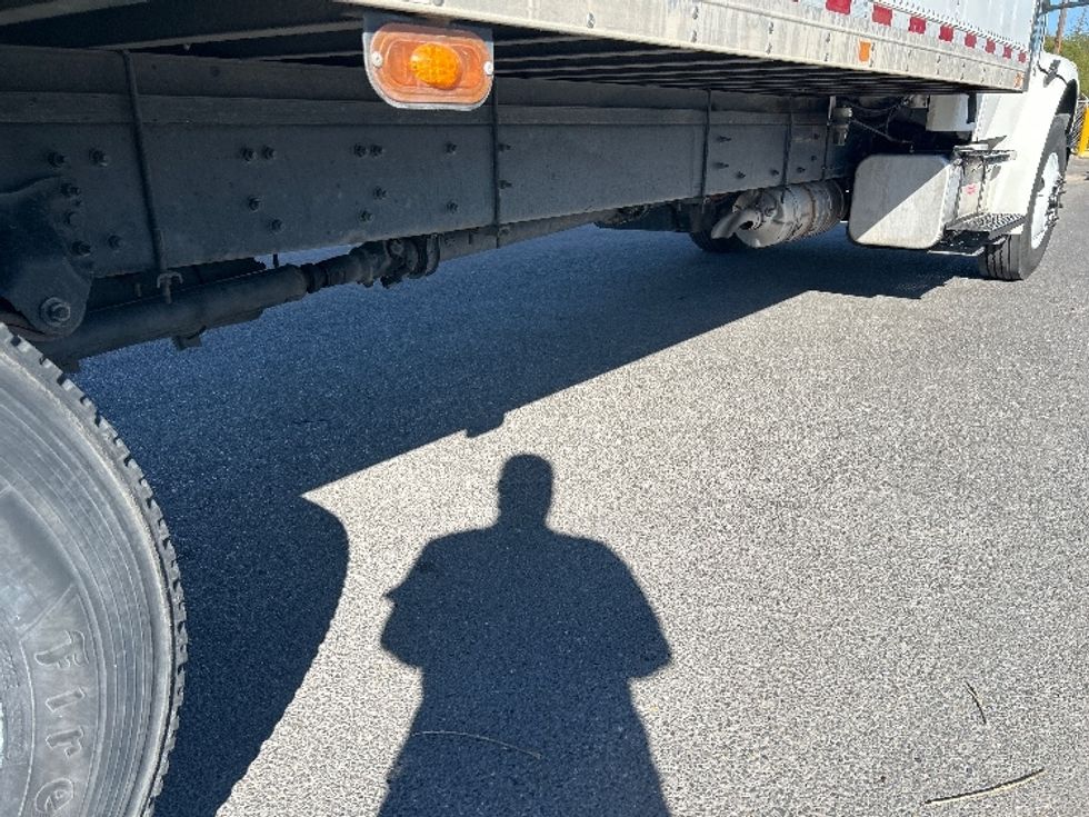 Refrigerated Truck-Light and Medium Duty Trucks-Freightliner-2018-M2-San Antonio-TX-179,781\n\t\tmiles-$ 41,500 - Image 14