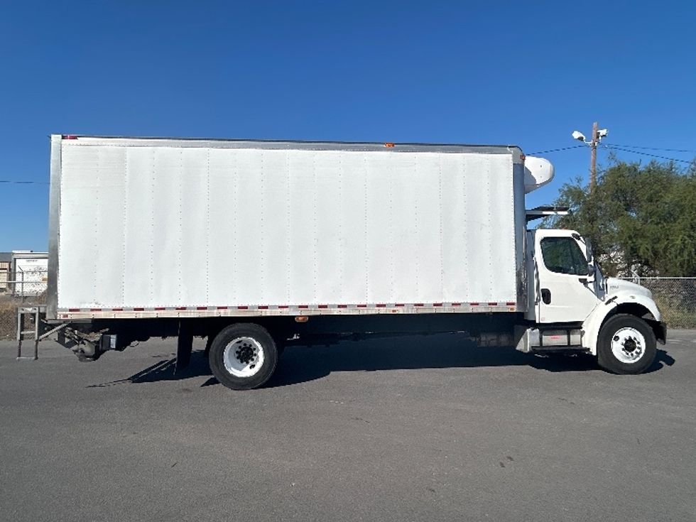 Refrigerated Truck-Light and Medium Duty Trucks-Freightliner-2018-M2-San Antonio-TX-179,781\n\t\tmiles-$ 41,500 - Image 15