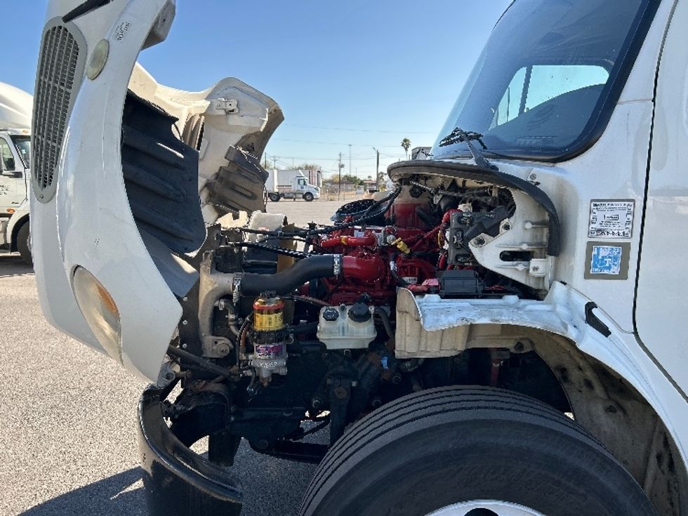 Refrigerated Truck-Light and Medium Duty Trucks-Freightliner-2018-M2-San Antonio-TX-179,781\n\t\tmiles-$ 41,500 - Image 24