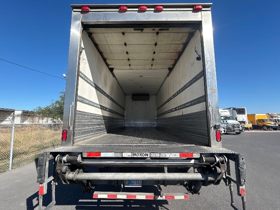 Refrigerated Truck-Light and Medium Duty Trucks-Freightliner-2018-M2-San Antonio-TX-179,781\n\t\tmiles-$ 41,500 - Image 8