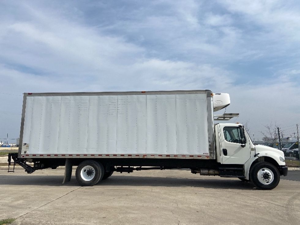 Refrigerated Truck-Light and Medium Duty Trucks-Freightliner-2018-M2-San Antonio-TX-84,677\n\t\tmiles-$ 67,250 - Image 15