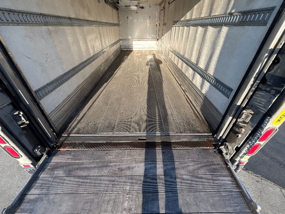 Refrigerated Truck-Light and Medium Duty Trucks-Freightliner-2018-M2-Santa Clara-CA-240,085\n\t\tmiles-$ 51,500 - Image 10