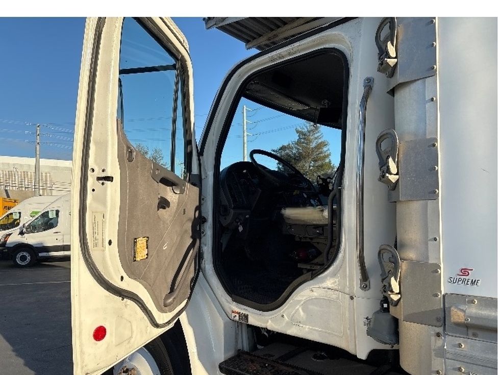 Refrigerated Truck-Light and Medium Duty Trucks-Freightliner-2018-M2-Santa Clara-CA-240,085\n\t\tmiles-$ 51,500 - Image 16