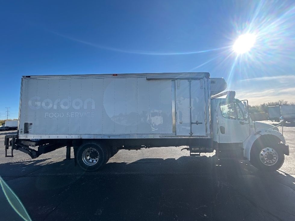 Refrigerated Truck-Light and Medium Duty Trucks-Freightliner-2018-M2-Sturtevant-WI-219,112\n\t\tmiles-$ 36,000 - Image 15