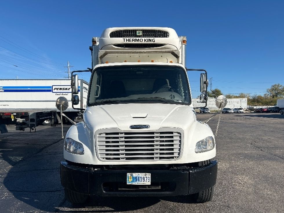 Refrigerated Truck-Light and Medium Duty Trucks-Freightliner-2018-M2-Sturtevant-WI-219,112\n\t\tmiles-$ 36,000 - Image 2